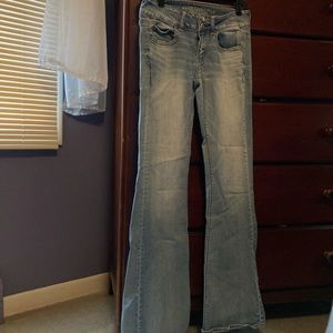 AE artist flare jeans